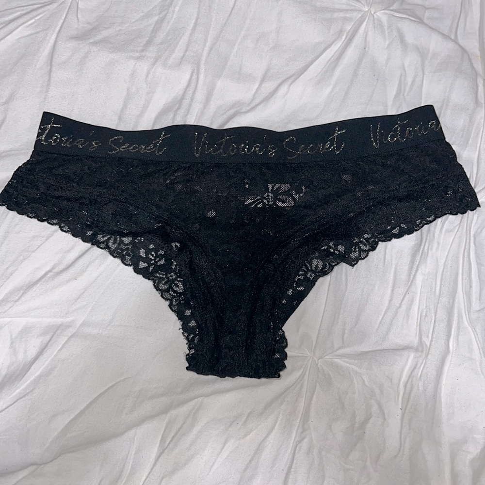 Victoria secret// cheeky